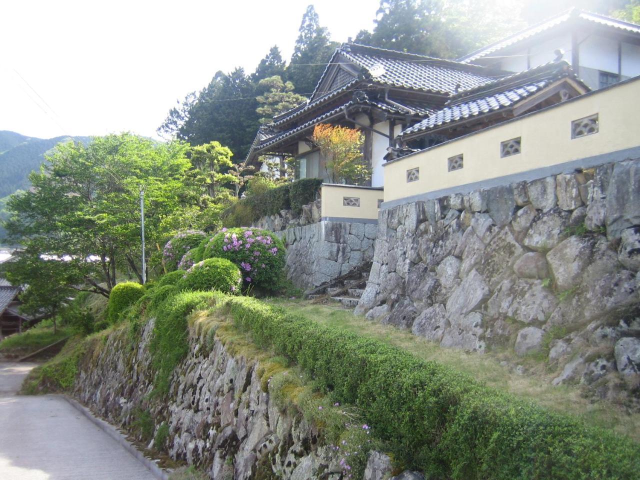 Japanese Style Inn Dohzen Miwa Niimi Экстерьер фото